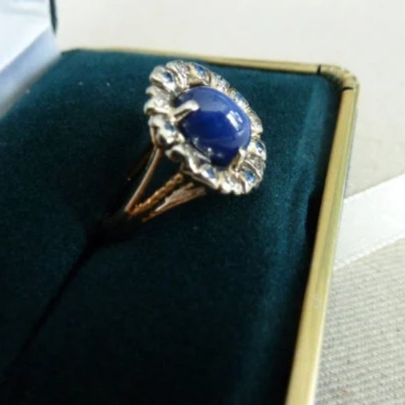 10k white gold Star Sapphire ring set with 7 diamonds and 7 sapphires - Picture 2 of 3